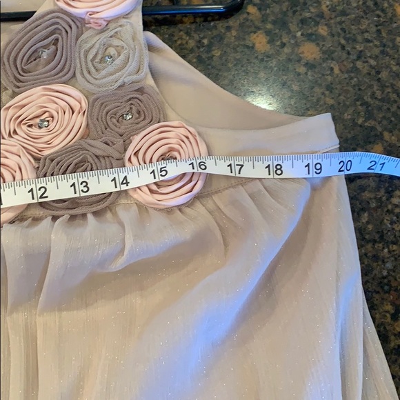 Eci New York rosette dressy tank top layered - Picture 10 of 10